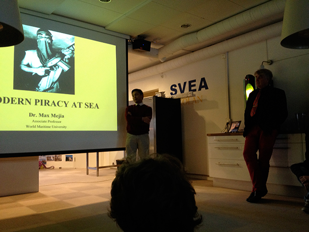 Professor Maximo Meija föreläste om "Modern Piracy at sea"