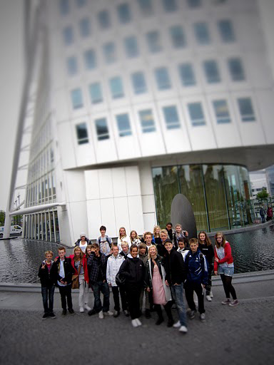 Skolavslutning vid Turning Torso